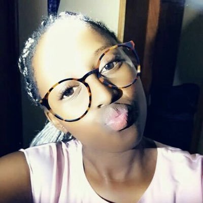 ElsieKihara's profile picture. Love all ❤️ Trust a few Do wrong to none 😘