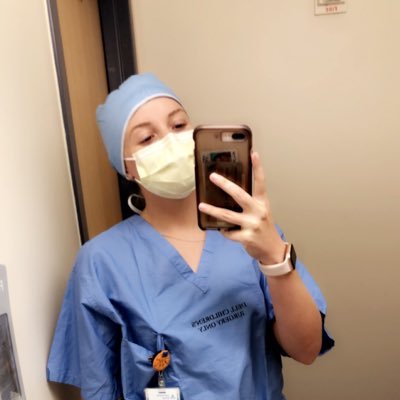 MSU WBB alumni | ℱ𝓁𝑒𝓍𝒶𝓈 | PICU nurse | “𝒬𝓊𝒾 𝓃'𝒶𝓋𝒶𝓃𝒸𝑒 𝓅𝒶𝓈, 𝓇𝑒𝒸𝓊𝓁𝑒”