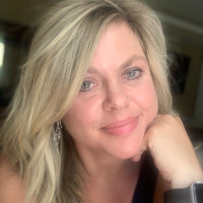 Former #specialeducation teacher. Author of 11 Books, Lover of Words, Consumer of Content, Enneagram 3 All. Day. Long., A Fan of Being Real #Romance writer