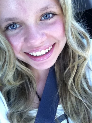 I'm here to support @TheAlliSimpson (;
I'm a simpsonizer(:
Follow me I follow back:)