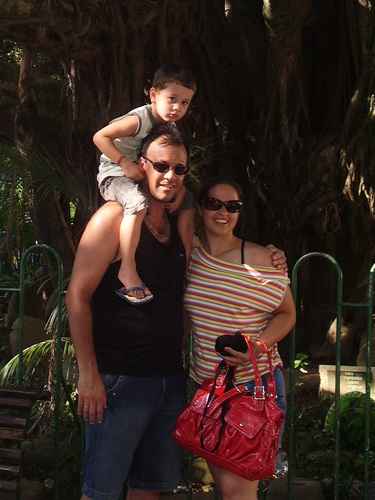 Amo minha familia e por ela faço tudo. Carol minha esposa, Matheus e Caetano e Amanda meus filhos e Dona Delésia minha mãe. São fundamentais.