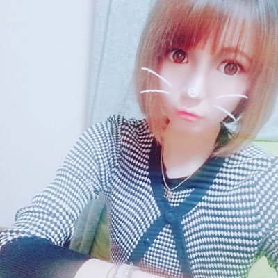 riona_shi Profile Picture