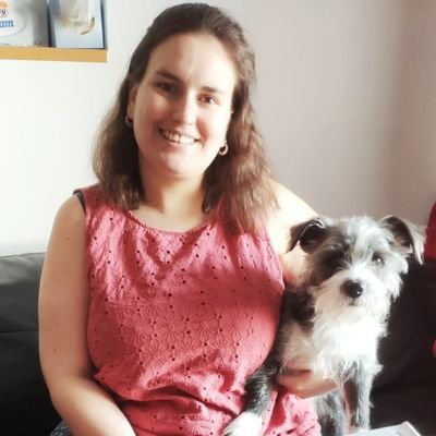 anita_infinita's profile picture. Licenciada en Física. Profesora interina de Matemáticas en secundaria. Madre en prácticas. Me gustan las series y amo a mi perro.