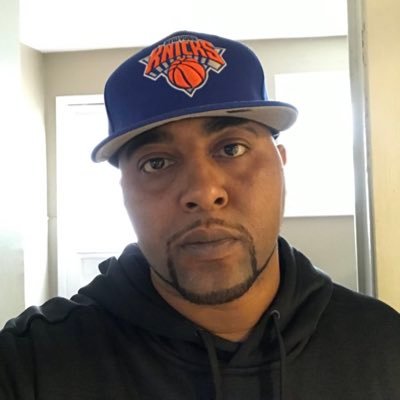 Big Knicks Yankees and Giants fan