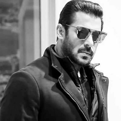 My dream is to live a good life and be loving, be close to God and be a good human being and bring peace to people. huge fan of  #SalmanKhan sense I remember 💕