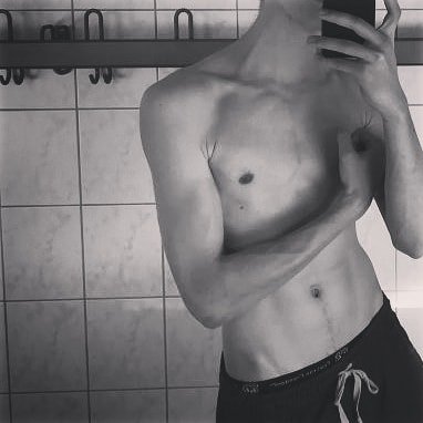 steeeeveenn1's profile picture. Steven
Ger
20
instagram: @Steeevvveeen