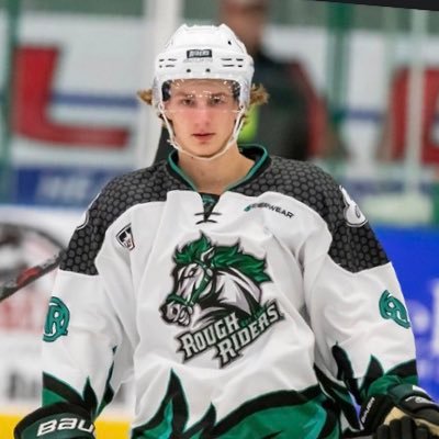 posmam19's profile picture. 