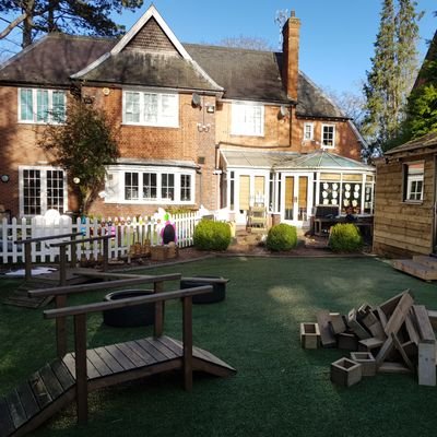 Nursery Rhymes Day Nursery & Pre-School in Stoneygate, Leicester. Award winning childcare in a family run, safe & secure, home from home stunning location.