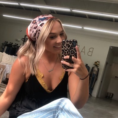 jenelle_elyse's profile picture. Jenelle Jennings~WVU '21~