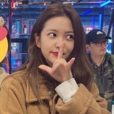 WHATisCELESTE's profile picture. 𝐂𝐄𝐋𝐄𝐒𝐓𝐄 𝐉𝐔𝐍𝐆 ( ✰ ) futebol team; colombia 🇨🇴