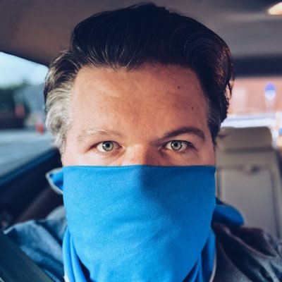 leighburnette's profile picture. IG: @leighburnette.