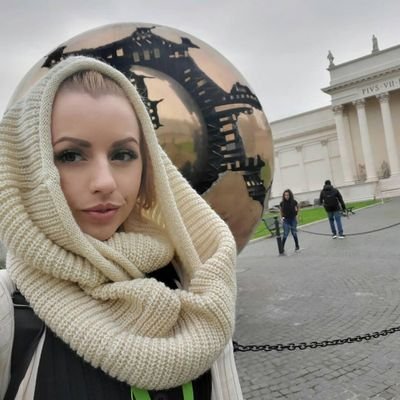 I am looking for long and last relationship with my dream husband