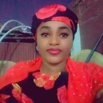 She Got A Golden Heart. 💞 Down to Earth, 👀😊 Cares Beyond Expectations.😍 Loves Reading,💭 Business Minded,🤝 Adores Exploring The Word. ✈️🛬.
