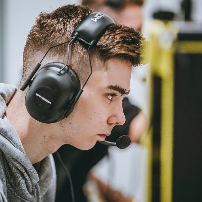 24 l Ex Profesional Rocket League Player RLRS S6 TOP 1
Played before for @x6tence and @BDS_esport
