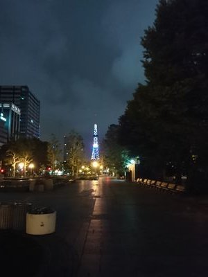 札幌市中央区のバドミントンサークルです!6月活動開始!代表は最近東京から転勤で越してきました。現在25名程度で活動をしております!メンバーは20代中心です!
週1~2バドミントン+月1イベントでゆるーく活動してます。