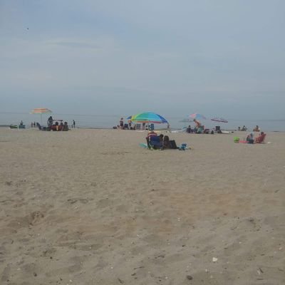 MomentInSubtext's profile picture. 