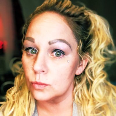 LynnJessSmith_'s profile picture. First Impressions are Life Lasting