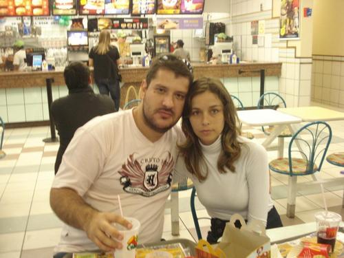 Servo de DEUS. Esposo da Helen e pai do Gabriel, Samuel e agora também do Miguel.