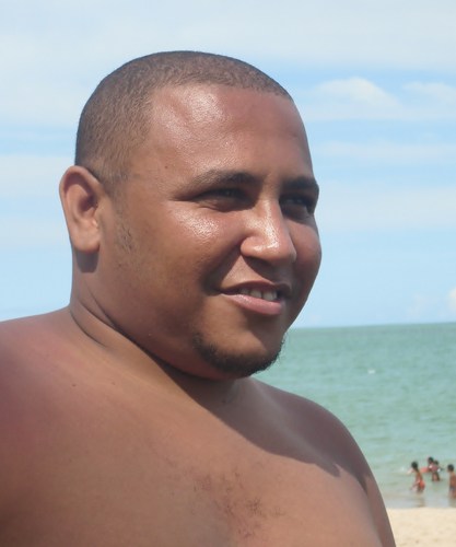 graduado em administração de empresa, apaixonado pela vida e pelo bahea