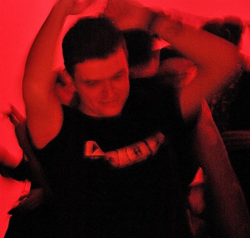 dzbile's profile picture. navodno je sve istina