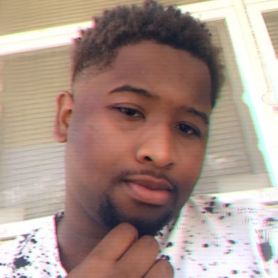 Entertainment Is Life🤩💚 20yrs old| It’s only up from here🤙😉| Podcaster,Artist,etc.| Business Email⬇️#celebrity #followers