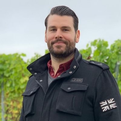 English Wine Ambassador,  promoting the great wines produced in the UK. Background in hospitality, F&B management,  sommelier, studied wine business at Plumpton