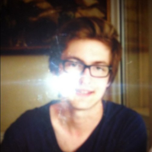 PimPamBleu's profile picture. Tweets éclectiques