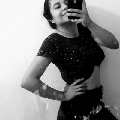 GladysE04816794's profile picture. Solemos ser luz a través de vidrieras𝑀𝑟 𝑃𝑎𝑢𝑙 (🔴,💊)