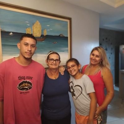 BastosCremilda's profile picture. Sou um milagre de Deus! as minhas bençãos são, minha filha e meus netos , minha mãe e toda minha família! meu DEUS é minha fortaleza!