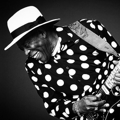 ギターが好きです
好きなアーティストーBuddy Guy、B.B.King、渡辺香津美、松原正樹、今剛、
John Petrucci、Tosin Abasi、BABYMETAL、神バンド、高木いくの
Bluesからフュージョン、プログレッシブメタルを経てBABYMETALへ
無言フォロー失礼します