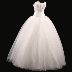 BridalGownGuide's profile picture. Bridal Gown Guide is a Wedding Dress Directory of Bridal Shops and Wedding Gown Businesses.