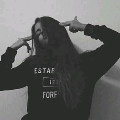 Doo_emad's profile picture. طب واحدهه واحدهه علشان العين علينا جاحدهه😂😌🔥💙👏🏻
Dodo
19
Lhaly Ahlaly