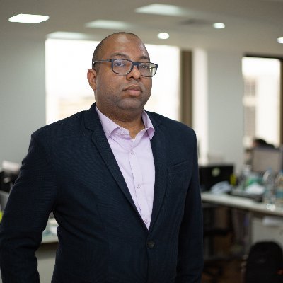 Advogado. Professor de Direitos Humanos. Aspirante a comediante. Diversidade & Inclusão
