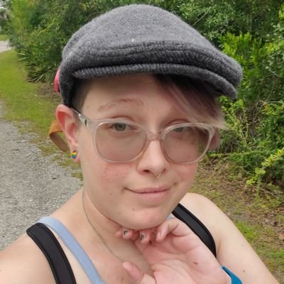 KyokiDin's profile picture. 31y/o Trekkie, Artist, Mother and Lover! Crazy Cat Lady and learning to live unapologetically every day of my life.