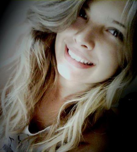 Sou tímida e ousada ao mesmo tempo. :)