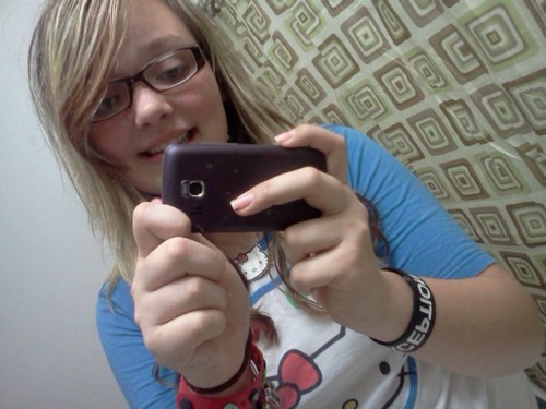 August 19 is my day:D // im 14 // i know right from wrong // i love meeting new people // lets talk3
