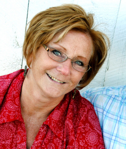 dianeloew's profile picture. I’m a Farmer’s wife who likes to laugh. I love God, family & cows in that order. Experience farm life first hand without the poop.