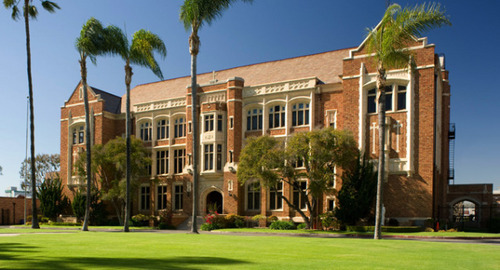 The oldest continuously run educational institution in Southern California, Loyola High School provides a rigorous college-preparatory education for young men.