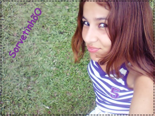 moleka RIsonha Brinkalhona simpatica apaixonada POR RESTART e dona do FCO 
@FcLanzaMeuAr AND @HappyRockFamily 
Follow-me