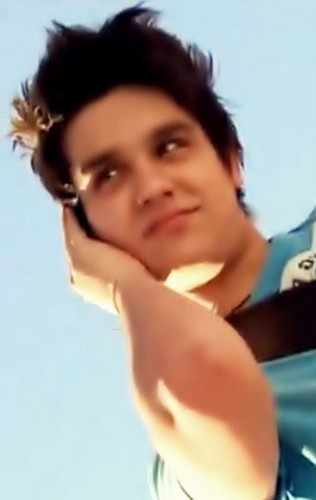 PENSO EM VC TODO MINUTO 
IMAGINO NO DIA QUE VAMOS NOS REENCONTRAR
E EU DIZER O QUANTO TE AMO O QUANTO VC É IMPORTANTE PRA MIM!! LRDS AMOR ALÉM DA VIDA