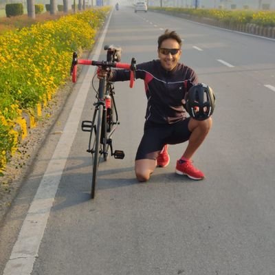 Travel is My OXYGEN !! Triathlete !! Marathoner !! Cyclist !! Ultra Marathon Runner !! Spread Fitness and Spread Luv 💕