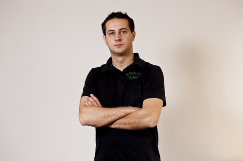 Paulo Fagotti, publicitário e pós graduado em marketing e comunicação, mora e trabalha em São Paulo como coordenador de marketing e comunicação.