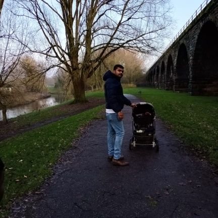 Senthil32083862's profile picture. 