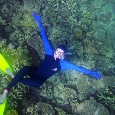 Environmental writer & social-marine scientist. 
@InsideNatGeo explorer writing about coral restoration in Honduras.
Formerly @FulbrightPrgrm '22-'23

(she/her)