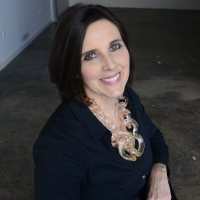 KellyFilocco's profile picture. 