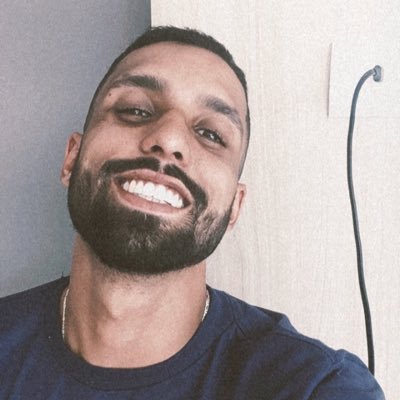 Começando a streamar , passa la da uma força!! https://t.co/BH8v7CjZCx