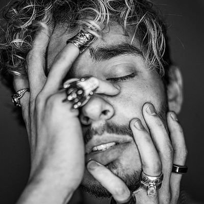 1Unitern's profile picture. já fui en um show do N.U e meu tiu ajudou a gravar o clipe Summer in the city