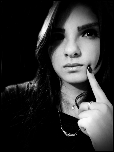 ,Se fiz alguma coisa boa em toda a minha vida, dela me arrependo do fundo do coração. //
(William Shakespeare)