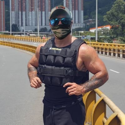 richardalaniz74's profile picture. 