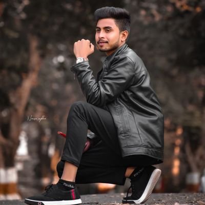 shubhamsinghl15's profile picture. Indian railway employe 🚂🚋🚃🚋🚃🚋🚃
